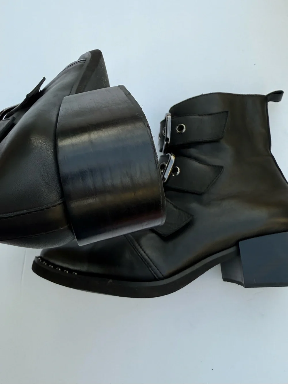 Jeffrey Campbell edgy black
